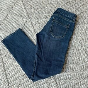 Tommy Hilfiger Women's  Denim Jeans size 6 Dark/medium wash